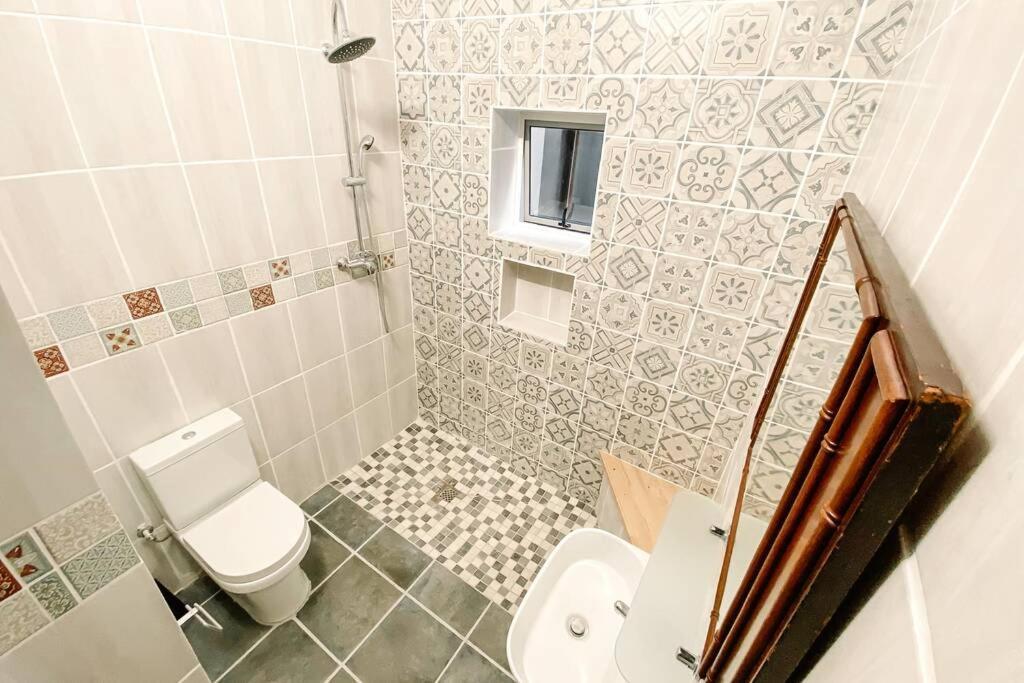 Le Grec Wine Tram Apartment フランシュホーク エクステリア 写真